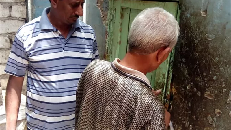 إزالات فورية وتشميع محل في حملة مكبرة بمركز الفتح بأسيوط .. صور