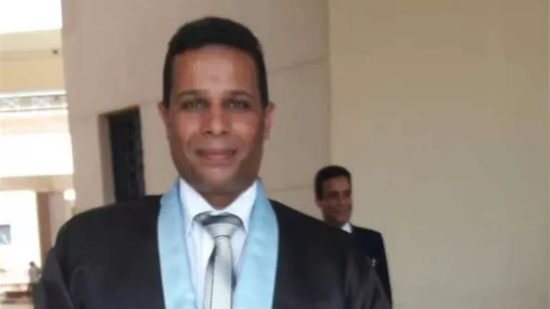 تربية سوهاج تناقش رسالة ماجستير عن التأثير السلبي لغياب الأب