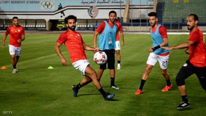 في البانوراما الكروية لافتتاح البطولة مصر وزيمبابوي.. نكهة إفريقية