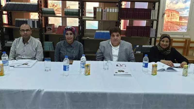 اختيار نائب غرفة سياحة الأقصر لمناقشة مشروعات تخرج الطلاب