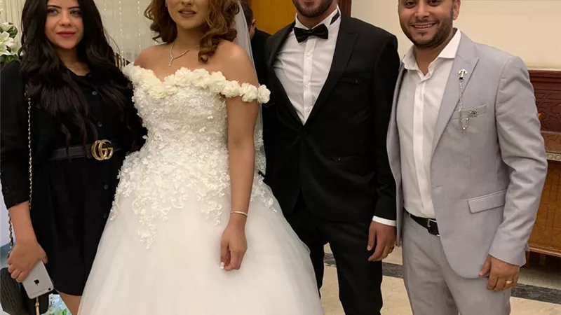 بالصور.. تامر حسنى ونجوم الفن يحتفلون بزفاف عادل يونس