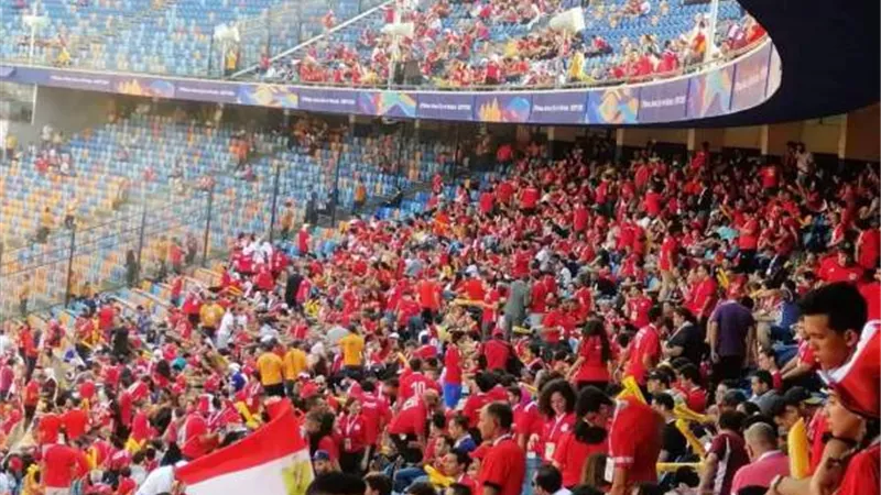 عزيز الشافعي يطرح «بشجع بلدي» مع المصنع (فيديو)