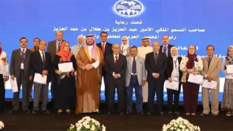 الأمير عبد العزيز بن طلال : بحوث جائزة الملك عبدالعزيز القادمه عن تمكين الطفل العربي في عصر الثورة الصناعية الرابعه