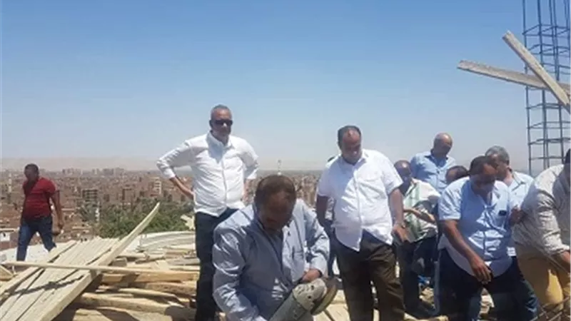 محافظ سوهاج: إزالات فورية لـ 8 حالات تعدي وبناء مخالف بطما وحي شرق