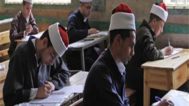 كيمياء الأزهر .. أسعدت طلاب العلمى