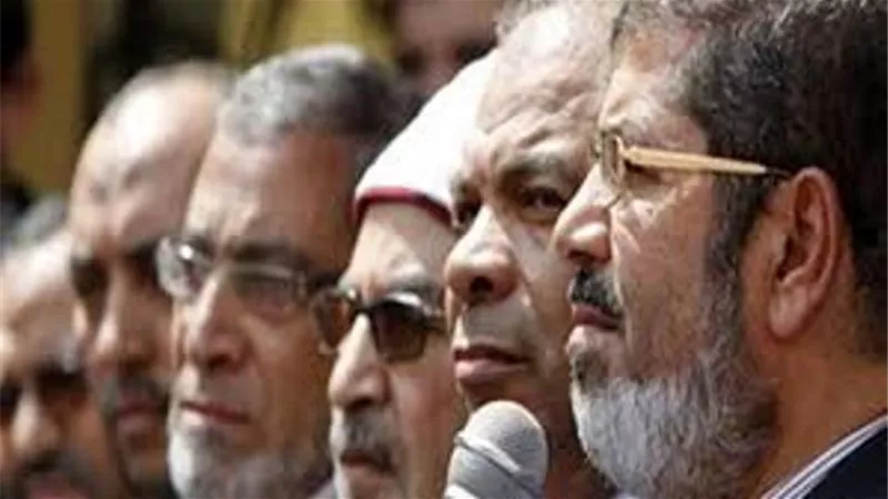 فساد حكم المعزول ..وطن للبيع في سبيل الجماعة