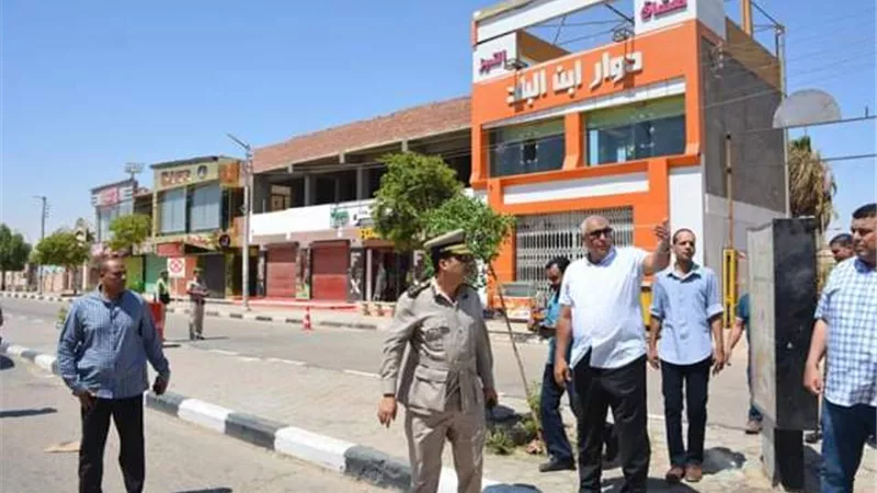 محافظ الوادى يتفقد جمال عبدالناصر ويوجه بفتح الأبواب وتأمين المركبات