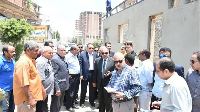 انشاء موقف جديد لسيارات الاجرة بمنطقة ابوحاكم بالزقازيق