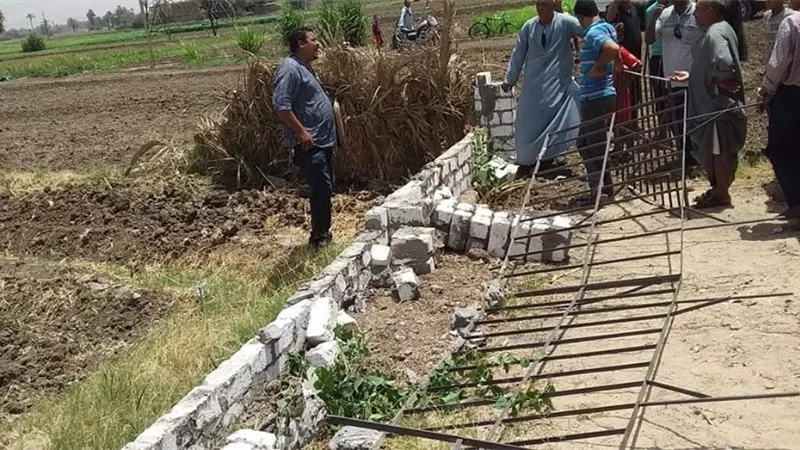 محافظة سوهاج: إزالات فورية لـ 8 حالات تعدي وبناء مخالف بطما وحي شرق..صور