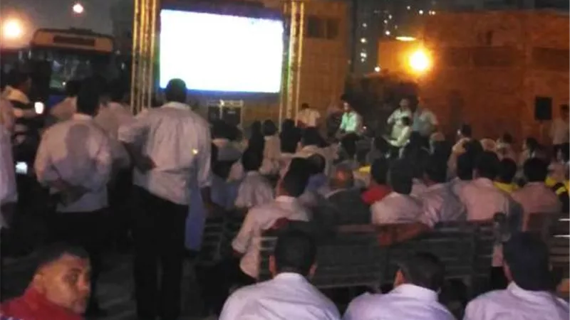 هيئة النقل العام بالقاهرة تضع شاشات للموظفيين لمشاهدة مباريات الامم الافريقية. بالصور