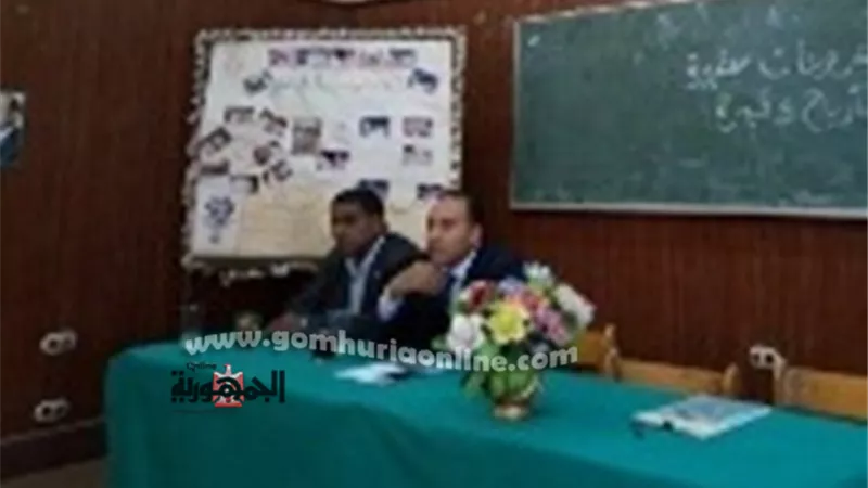حلقه نقاشيه حول المشروعات الصغيره بمركز النيل للاعلام