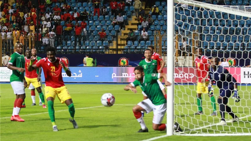 غينيا تتعادل مع مدغشقر .. فى مباراة مثيرة بالأسكندرية