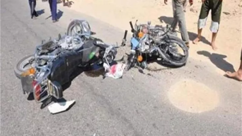 إصابة شابين فى تصادم دراجتين ناريتين بالوادى الجديد
