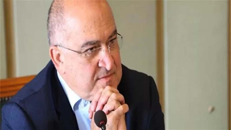 سؤال للحكومة بشأن إستراتيجية مواجهة السيارات المتهالكة في مصر