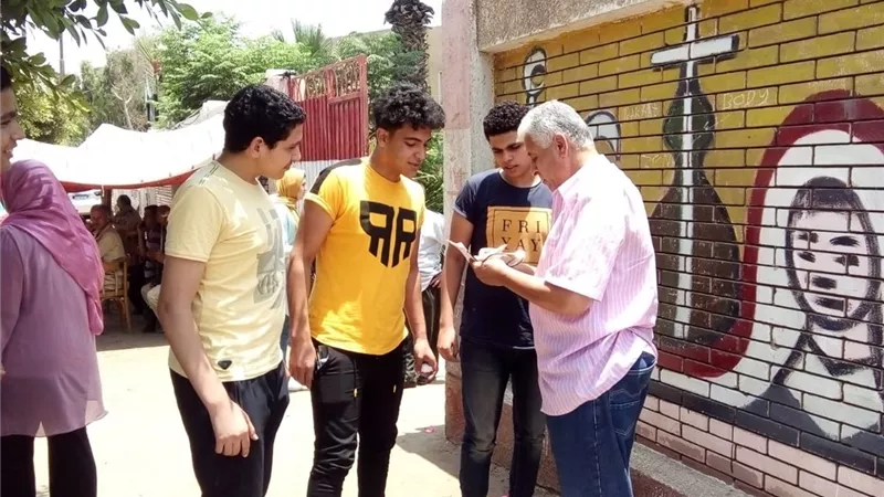 فرحة المنايفة بسهولة الفيزياء و التاريخ
