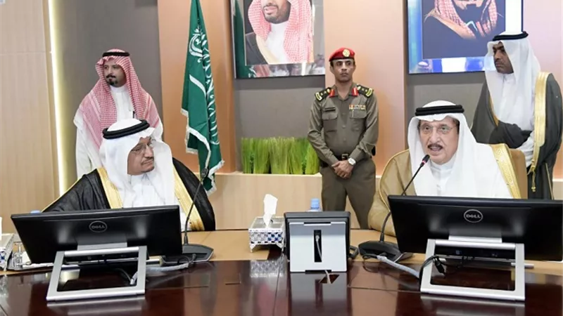 أمير جازان يدشن مشروعاتٍ تعليميةٍ بأكثر من 900 مليون ريال