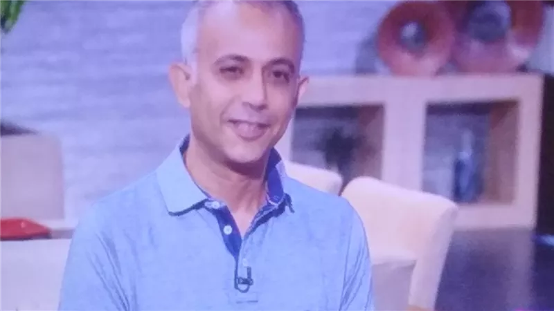 خبير تجميل يولضح طريقة تصحيح مشاكل ألوان البشرة بدون استخدام فاونديشن