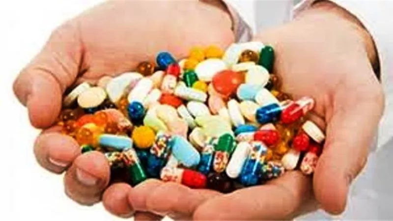 جمارك مطار سوهاج تحبط محاولة تهريب كميات كبيرة من الأدوية