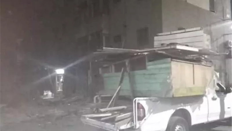 رفع الإشغالات والأكشاك المخالفة بمدينة أبوحماد