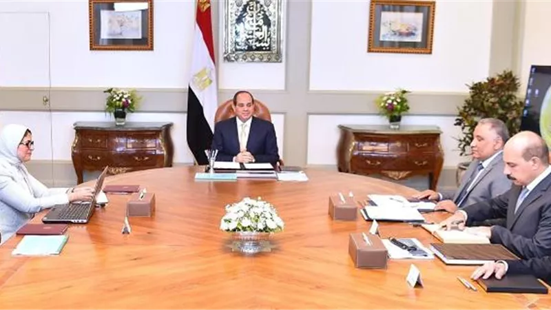 الرئيس السيسى يجتمع مع هالة زايد لاستعراض تفعيل منظومة التأمين الصحي ببورسعيد