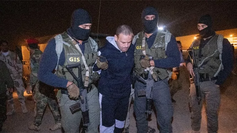 هشام عشماوى أمام المحاكمة لاتهامه بتنفيذ عمليات ارهابية ادت لاستشهاد 54 من الجيش والشرطة والمدنيين