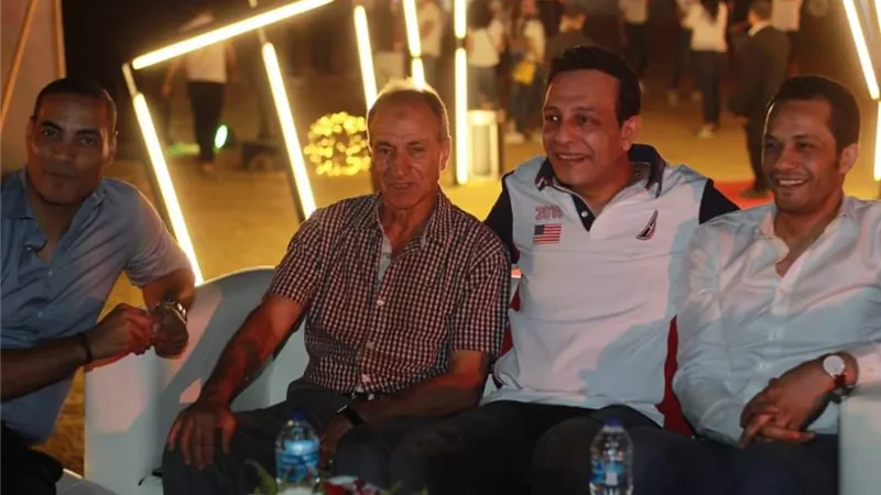 بالصور ..نجوم الفن والرياضه يتابعون مباريات امم افريقيا بالشيخ زايد