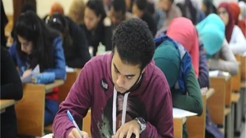 بعد دقائق دخول اللجان.. تداول أجزاء من امتحان الجغرافيا للثانوية العامة