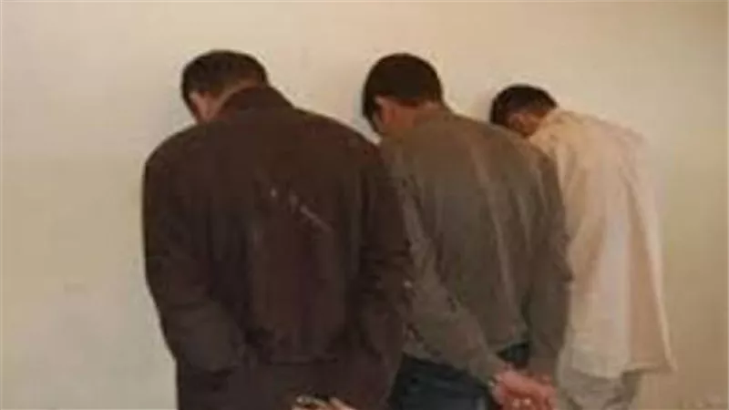 ضبط 3 عاطلين بحوزتهم هيروين وسلاح ناري بشبين القناطر
