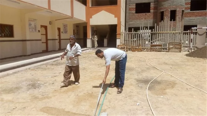 ورش عمل زيادة المساحات الخضراء بمعاهد الأقصر الأزهرية