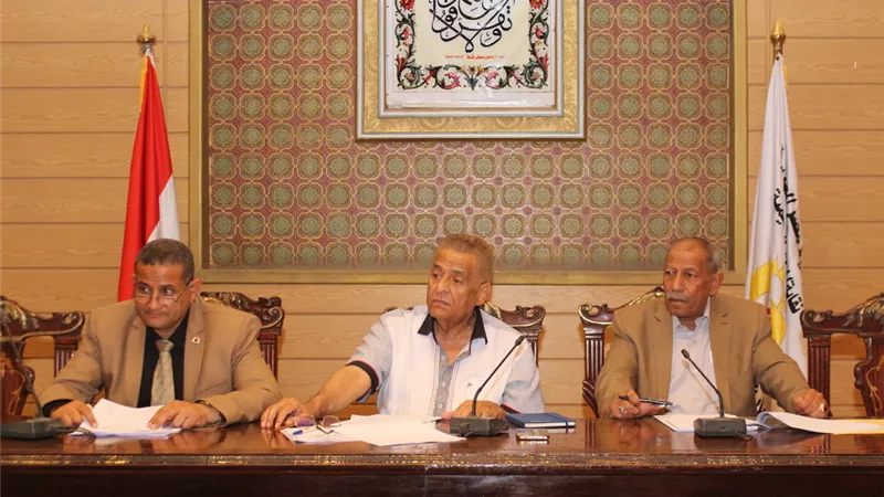 بالصور.. المعلمين تشدد على تسهيل الخدمات لأعضائها المترددين على النقابة