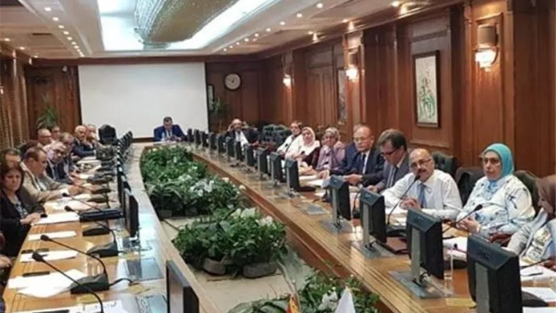 القطاع الطبي بالاعلي للجامعات يناقش انشاء قسم جديد بطب بشري سوهاج