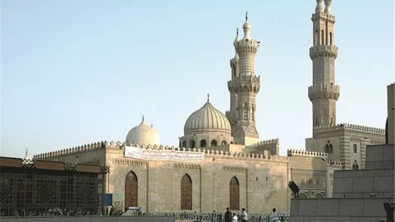 وزراء الأثار و الأوقاف ومحافظ الفيوم .. يفتتحون مسجد السلطان قايتباى وهرم اللاهون