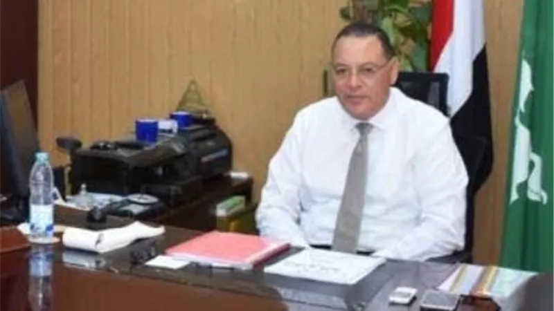 وقف مدير ثانوى عن العمل لاقامة سرادق عزاء داخل المدرسة