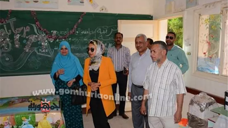 نائب محافظ الوادي الجديد تتفقد الفصول الفندقيه للتعليم المزدوج