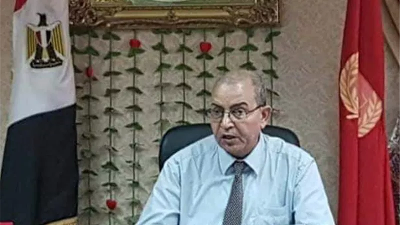 تعليم بورسعيد يناقش الإستعدادات لإجراء امتحانات المحاولة الثانية للصف الأول الثانوى