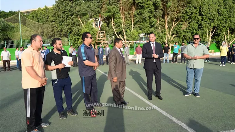 مجلس جامعة سوهاج يزور معسكر التربية الرياضية التدريبي ويتابع الانشطة..صور