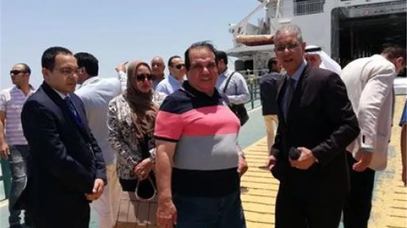 لجنة الشئون العربية بمجلس النواب تتفقد ميناء الغردقة البحرى