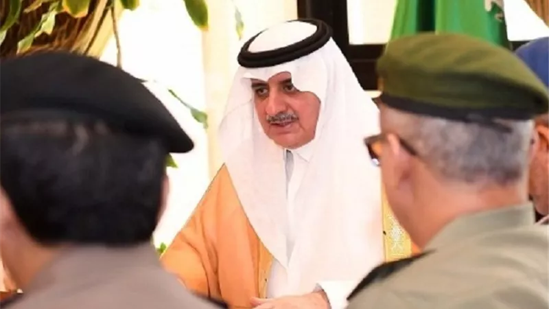 أمير تبوك يرأس اجتماع لجنة الحج والعمرة