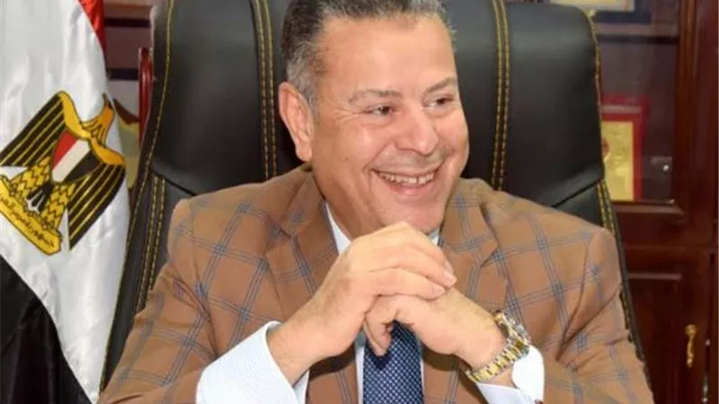 محافظ بني سويف يهنئ الرئيس بالذكرى السادسة لثورة 30 يونية