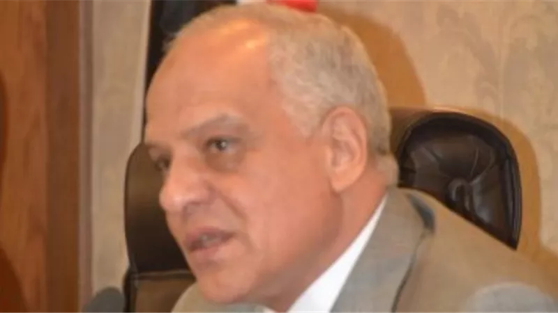 محافظ الجيزة : رفع كفاءة الحدائق بأسفل كوبري أكتوبر