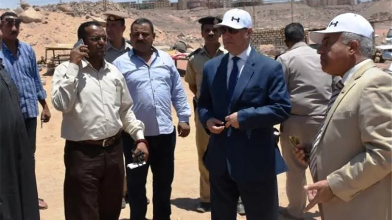 إحالة المسئولين بالحدائق والمحاجر بأسوان للتحقيق