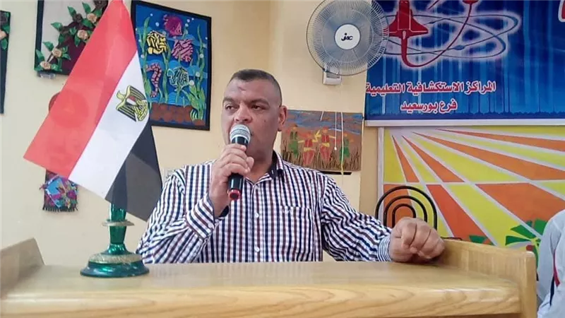 باهي يشهد توزيع شهادات إعفاء طلاب مدارس التربية الخاصة ببورسعيد من التجنيد