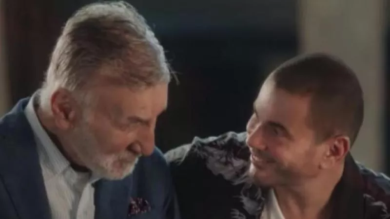 أخرظهورفنى للفنان عزت ابو عوف