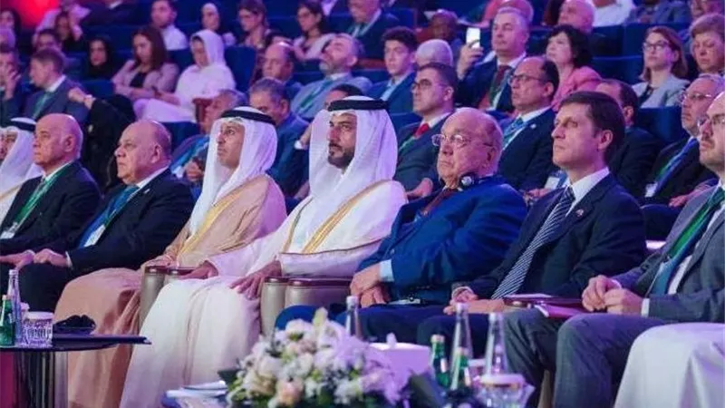 رئيس جامعة المنصورة يشارك بالمؤتمر الثالث لرؤساء الجامعات العرب