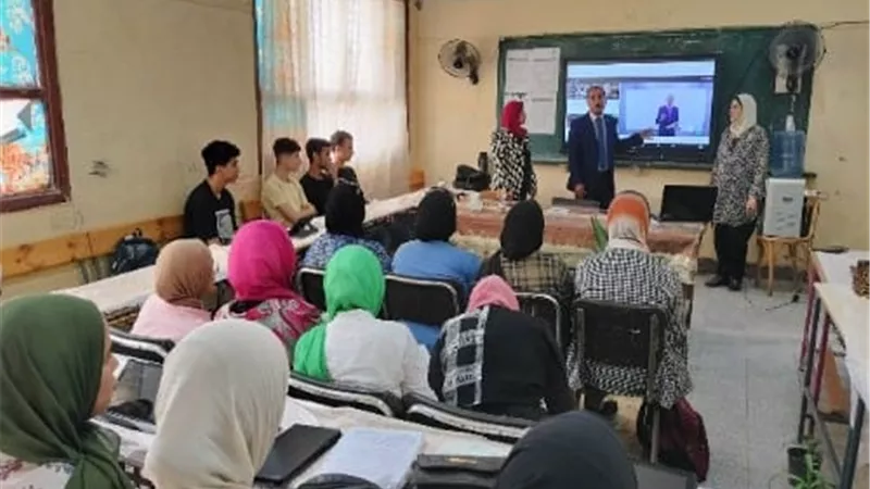 تعليم القليوبية تواصل القوافل التعليمية لطلاب الثانوية العامة