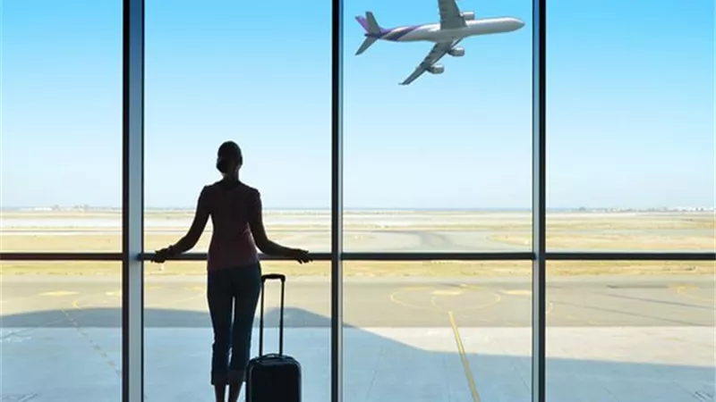 8 اشياء لا تحملها معك عند السفر بالطائرة