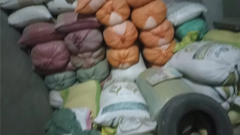 محافظ أسيوط: ضبط 142 طن قمح محلي في 15 مخزن بمراكز ديروط والقوصية