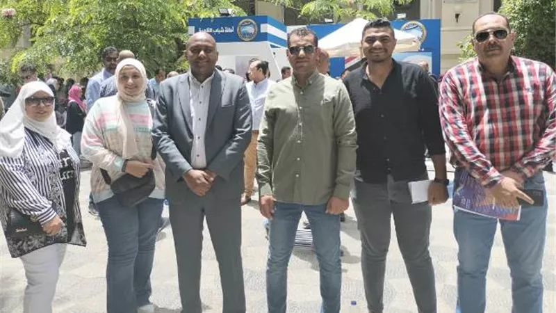 مستقبل وطن بدر يشارك فى ملتقى التوظيف الشباب بالجامعة الأمريكية