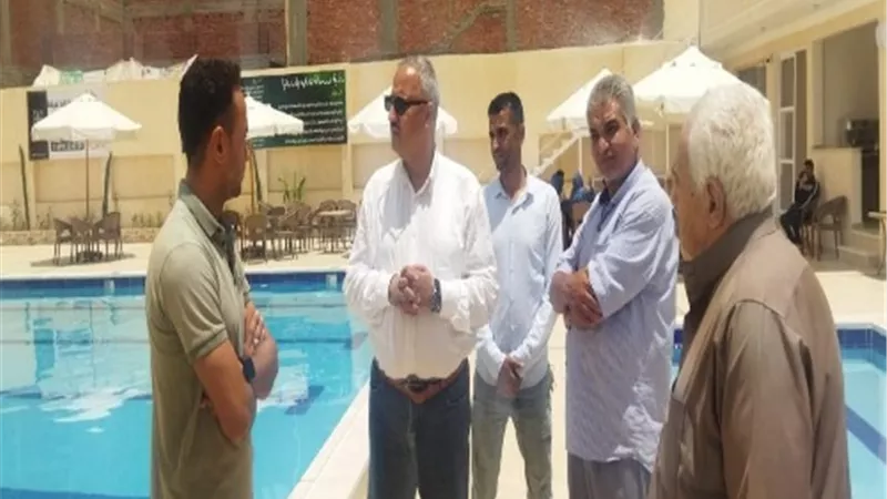 وكيل الرياضة بالقليوبية يتابع اعمال انشاء حمام سباحة طحانوب