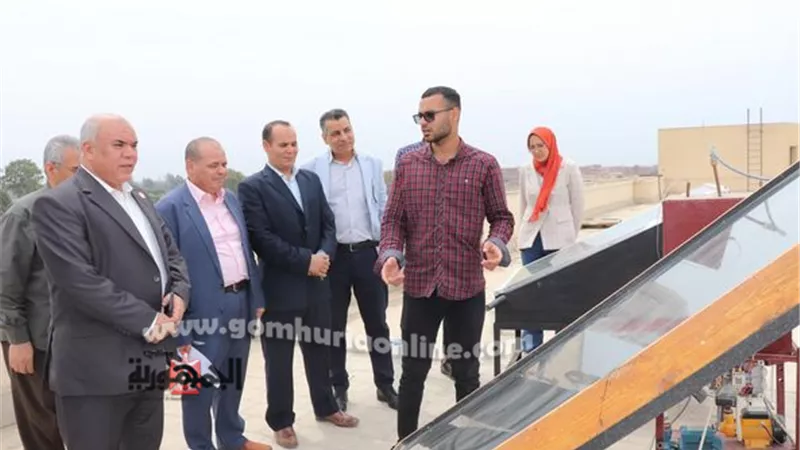 كشك يشيد بمشروعات الطلاب بجامعة الدلتا التكنولوجية